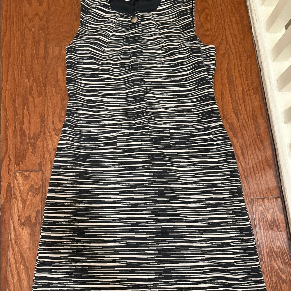 Retro style Trina Turk Black and‎ Cream Striped Mini Dress size 6